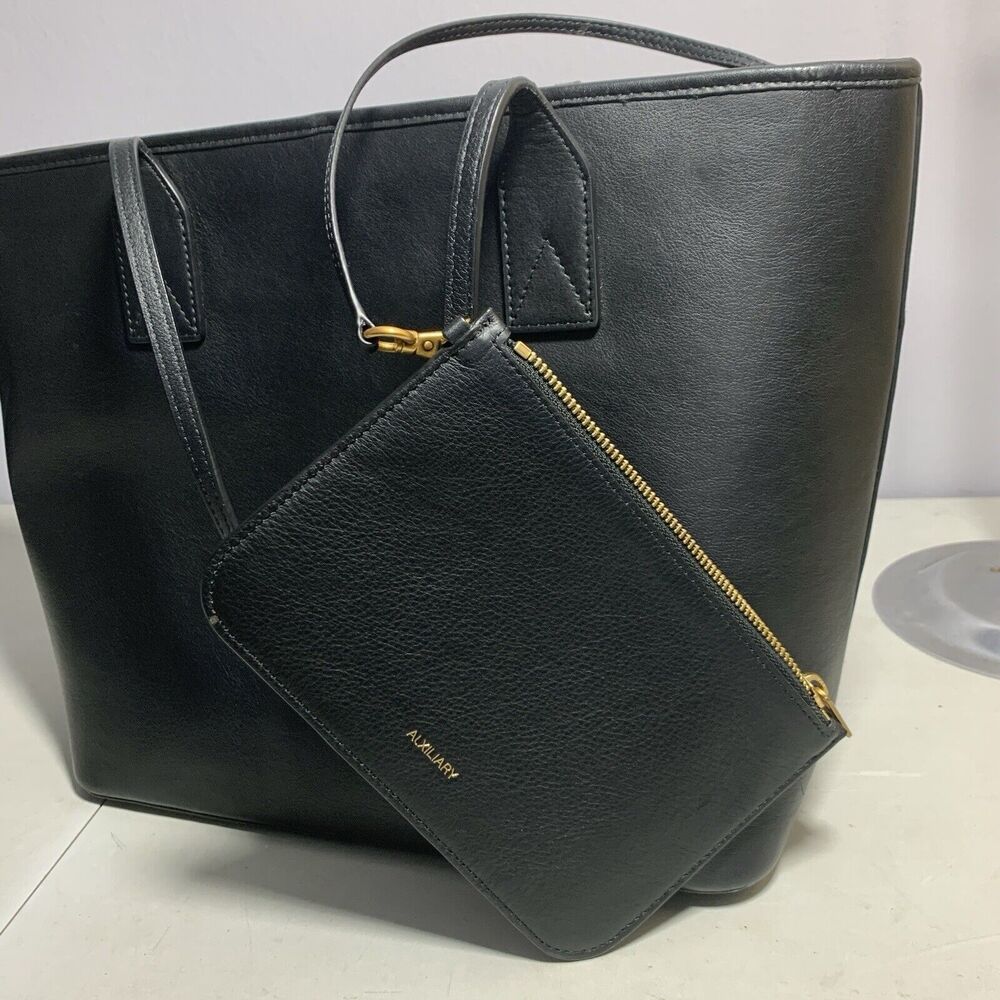 Aritzia Auxiliary Black Leather Tote Bag Purse Carry All + Coin Purse EUC - Picture 14 of 16